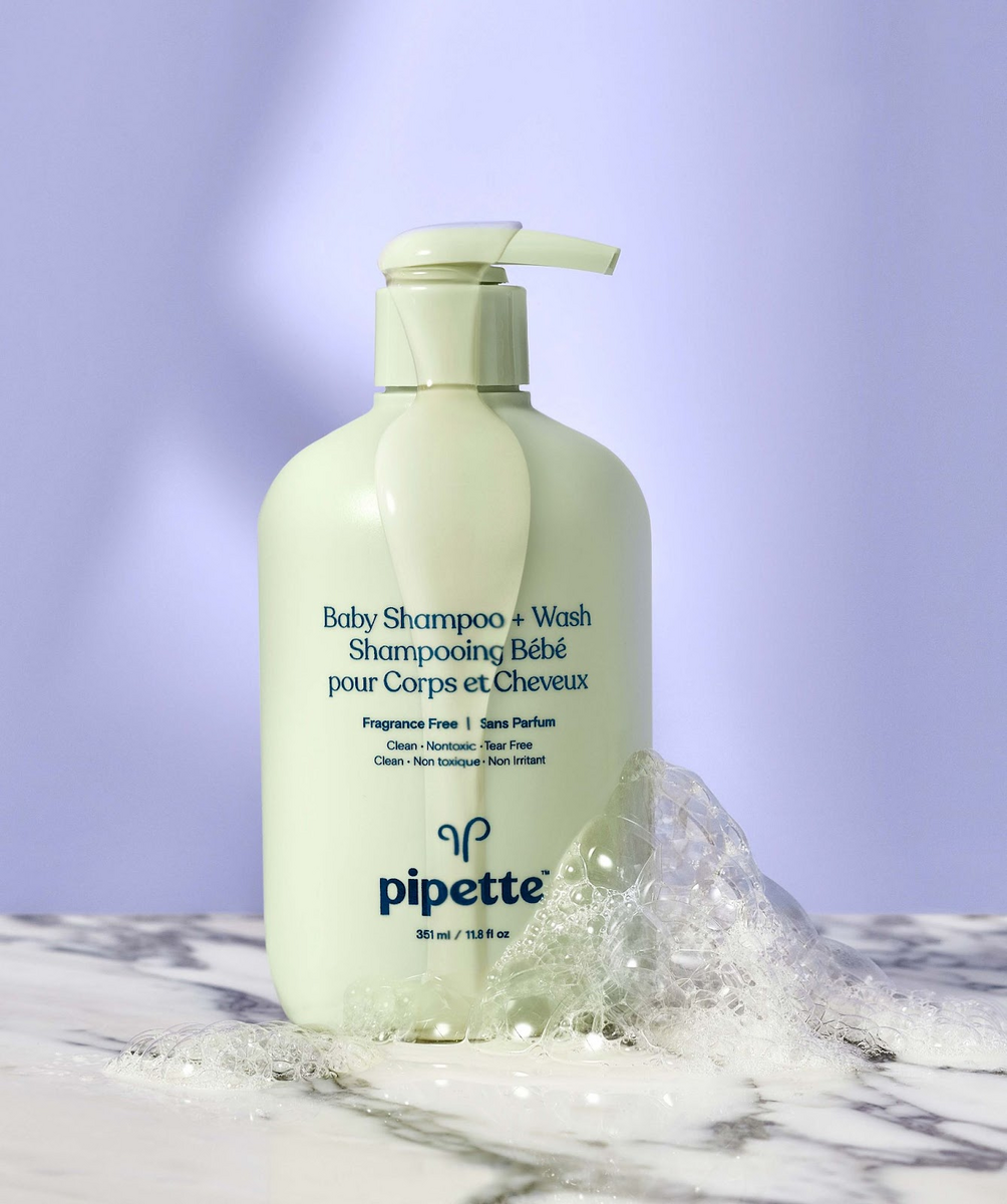 Pipette baby shampoo
